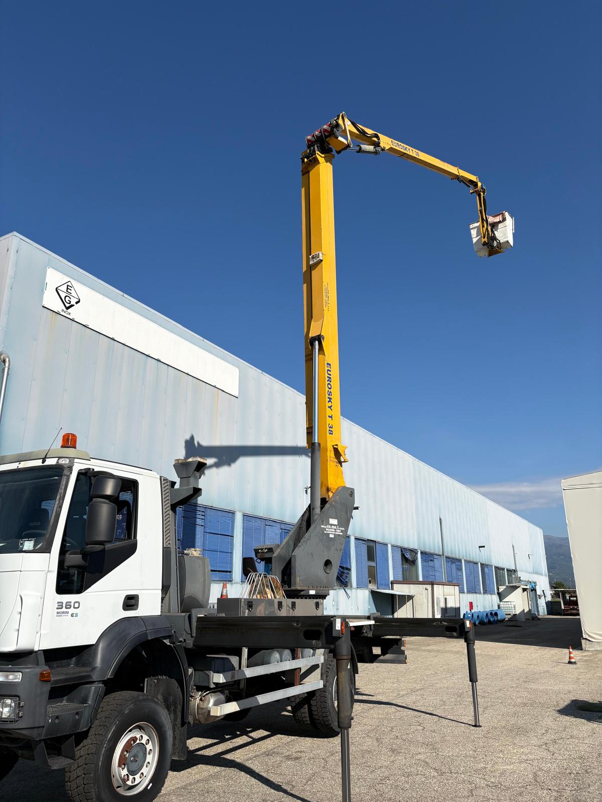 Iveco Trakker - foto 1